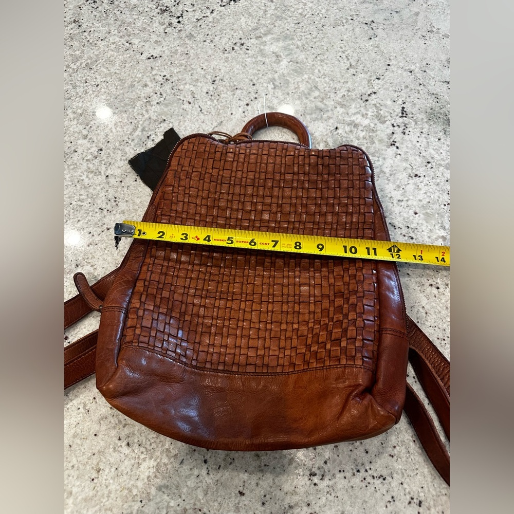 Vilencia Woven Leather Back Pack NWT - Picture 6 of 10